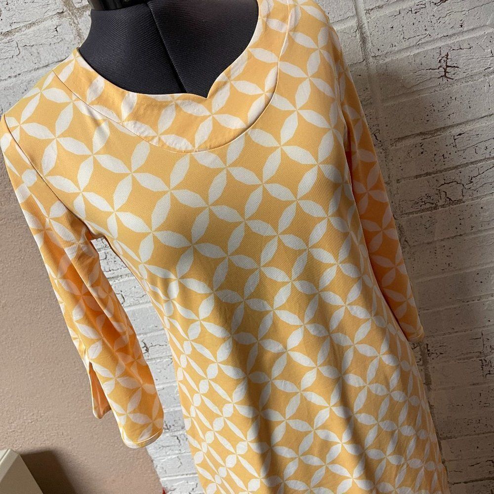 NWT Michelle Parisou Yellow White Dress Small